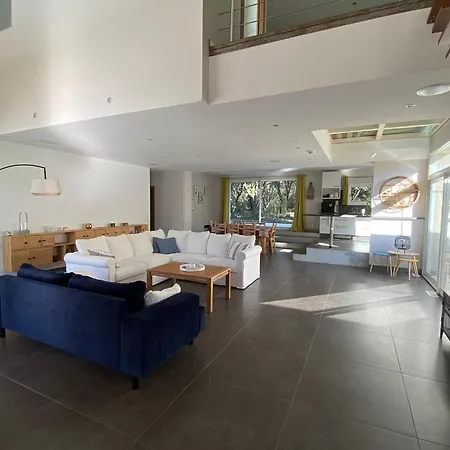 Vila Grande Contemporaine A